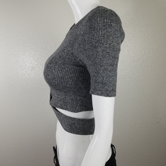 Crop top - Picture 5 of 5